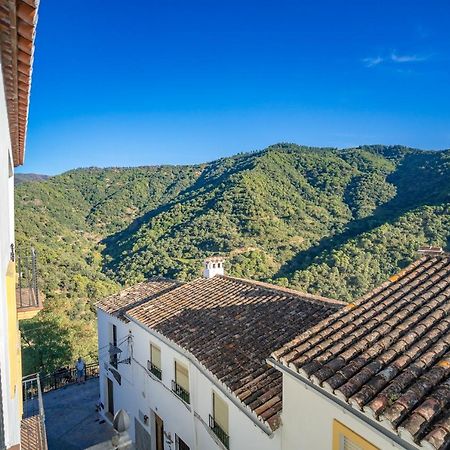 Calle Cruz Jubrique エクステリア 写真